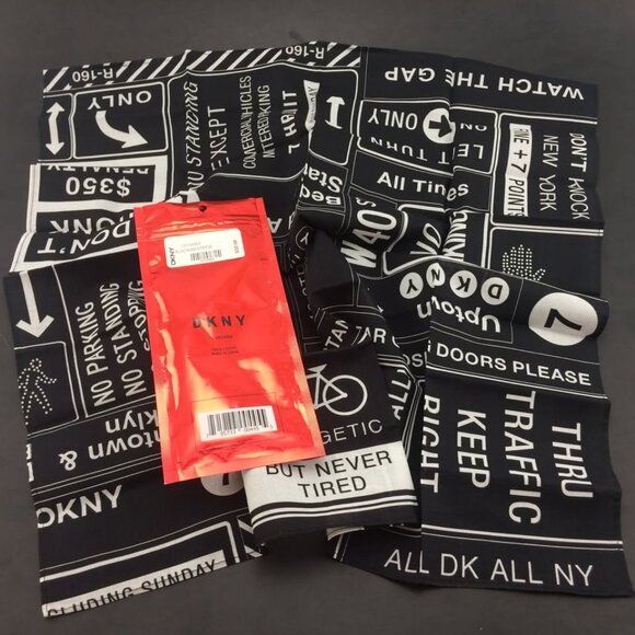 DKNY 100% Cotton Bandana Scarf NYC New York Theme Black & White - Picture 1 of 9